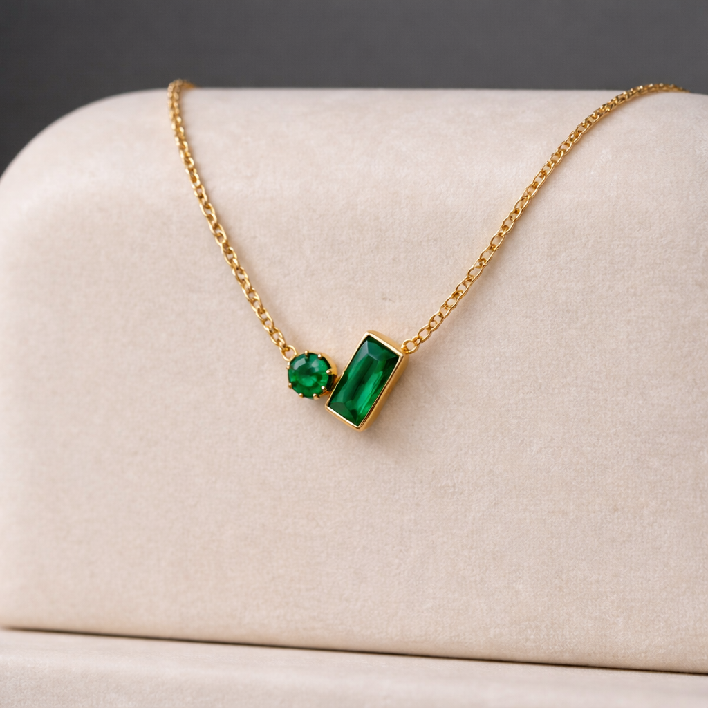 Minimal gold necklace with anti-tarnish finish, elegant everyday jewelry